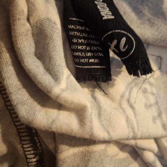 Agnes & Dora Floral Black and Cream Women's Flowy Wide Legged Pants Size XL - Picture 3 of 5